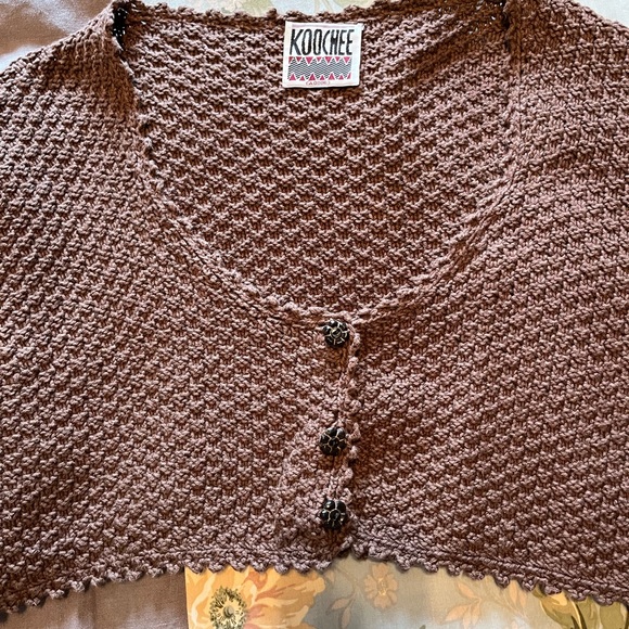 Koochee Wool Shrug - Picture 7 of 12